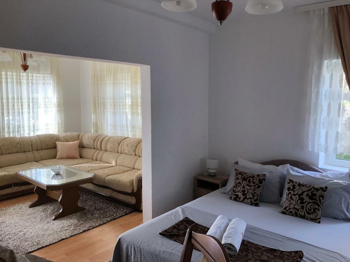 Guesthouse Maritimo Ulcinj Luaran gambar